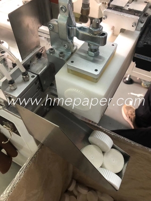 주문 220V 50Hz 고속 HMEF HME 필터 종이 테이프 롤 자동 전기 연결과 함께 와일딩 기계 online manufacture